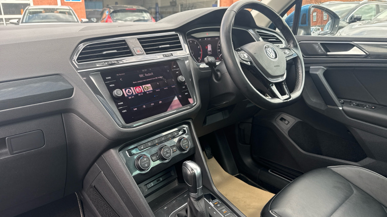 Volkswagen Tiguan 2.0 TSi 180 4Motion SEL 5dr DSG Petrol Estate